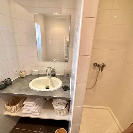 Apartment A Deux Pas Des Remparts Aigues-Mortes