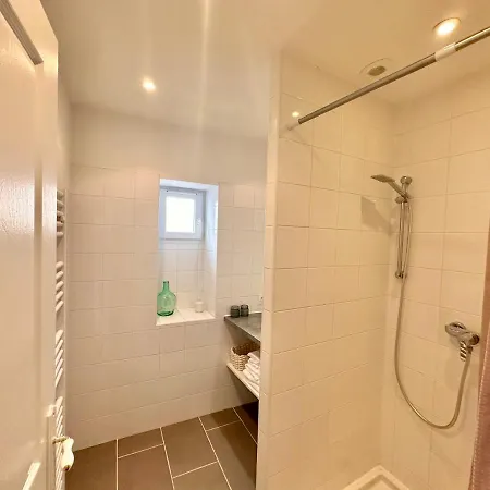 A Deux Pas Des Remparts Apartment